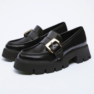 Zara Woman LOAFERS WITH METAL BUCKLE DETAIL AND LUG SOLES.
